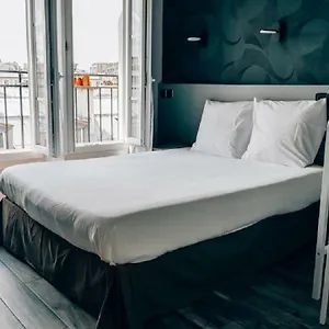 Ξενοδοχείο Luxia
